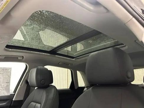 Used 2020 Audi Q3 2.0T Premium AWD/4WD image 11