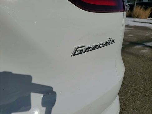 Certified 2024 Maserati Grecale GT image 12