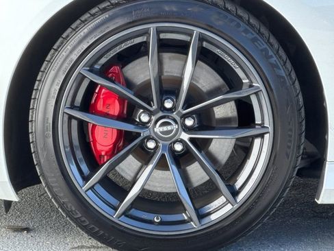Used 2024 Nissan Z Performance w/ Floor Mat Package image 23