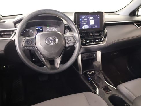 Used 2025 Toyota Corolla Cross AWD Hybrid image 2