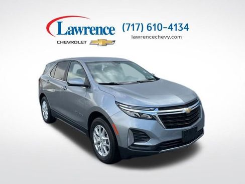 Used 2023 Chevrolet Equinox LT image 1