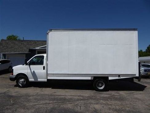 Used 2013 Chevrolet Express 3500 Extended RWD image 1