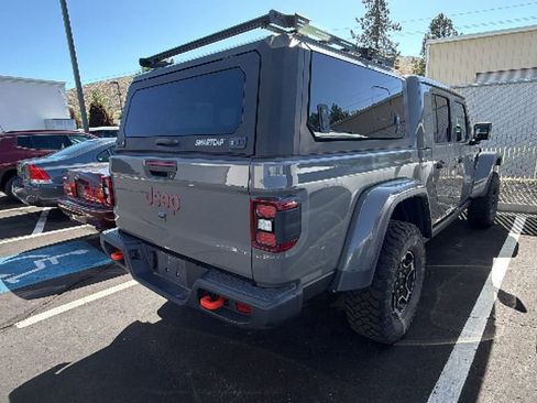 Used 2021 Jeep Gladiator Mojave AWD/4WD image 2