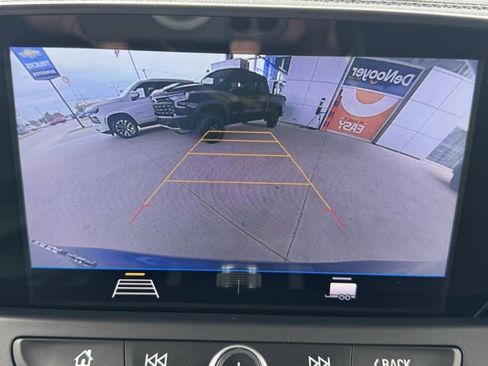 Used 2019 Chevrolet Blazer LT image 25