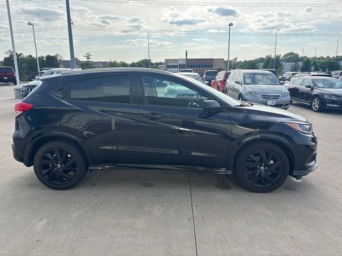 Used 2021 Honda HR-V Sport image 4