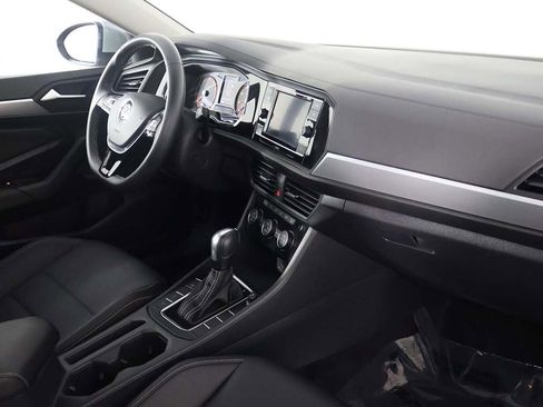 Used 2021 Volkswagen Jetta SE w/ SE Cold Weather Package image 28