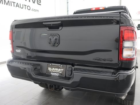 Used 2020 RAM 2500 Big Horn w/ Night Edition AWD/4WD image 28