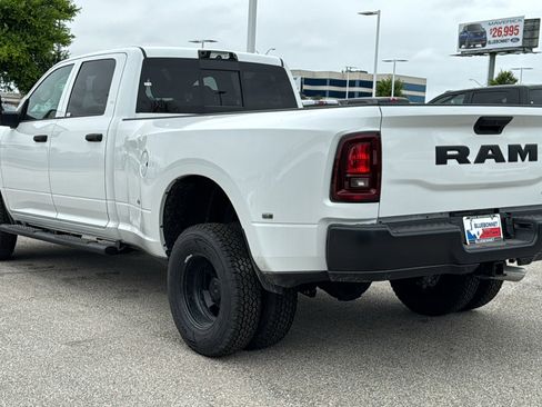 New 2026 RAM 3500 Tradesman AWD/4WD image 7