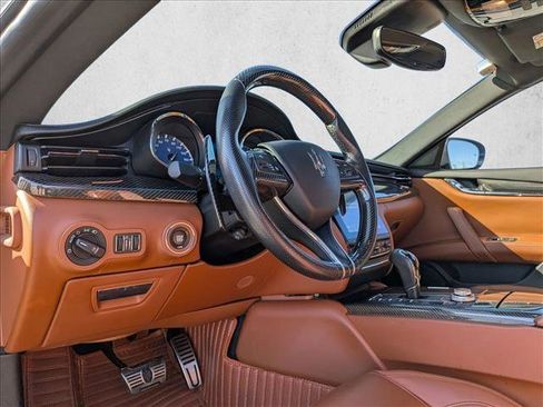 Used 2017 Maserati Quattroporte S GranSport Q4 image 10