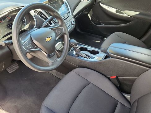 Used 2024 Chevrolet Malibu LT FWD image 8