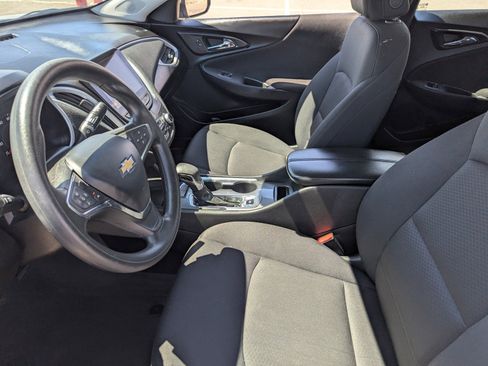 Used 2024 Chevrolet Malibu LT image 10