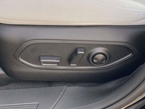 New 2026 Jeep Cherokee Laredo image 16