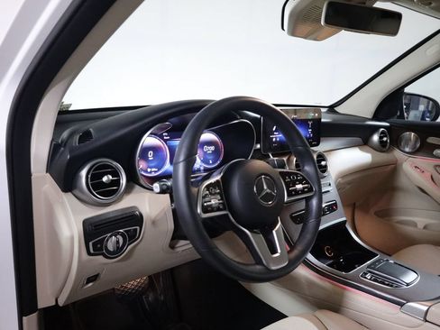 Used 2020 Mercedes-Benz GLC 300 4MATIC image 29