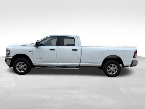 Used 2024 RAM 3500 Big Horn image 2