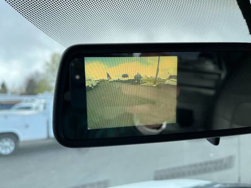 Used 2014 Chevrolet Express 2500 image 12