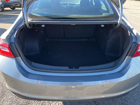 Used 2024 Chevrolet Malibu LT image 24