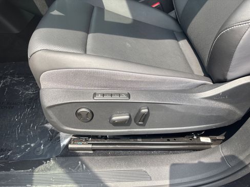 Used 2024 Volkswagen ID.4 S image 22