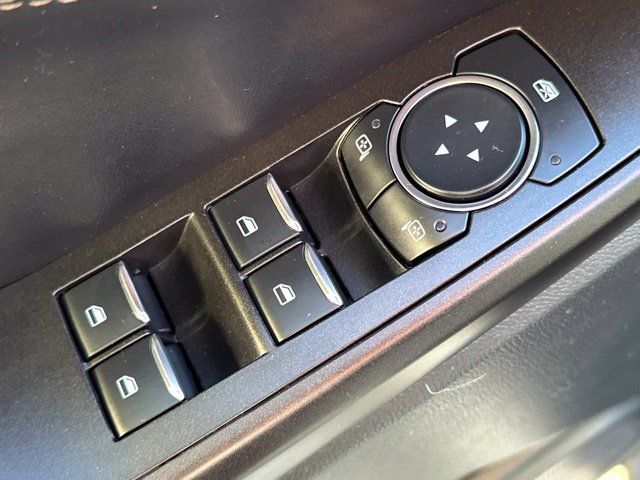 Used 2020 Ford Explorer XLT w/ Equipment Group 202A AWD/4WD image 25