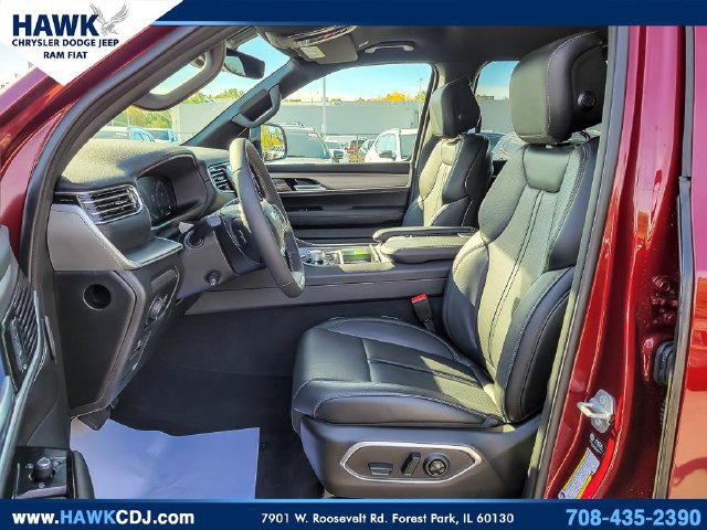 Used 2026 Jeep Grand Wagoneer Limited AWD/4WD image 8