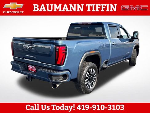 Used 2025 GMC Sierra 2500 Denali Ultimate AWD/4WD image 3