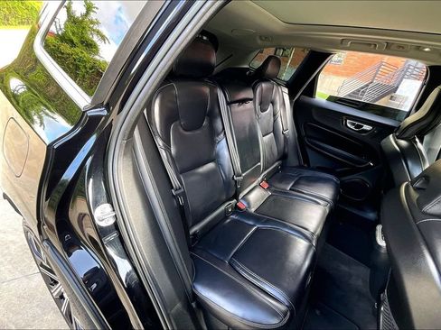 Used 2023 Volvo XC60 B6 Ultimate w/ Protection Package Premier AWD/4WD image 37