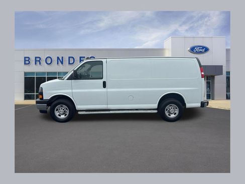 Used 2024 GMC Savana 2500 w/ Driver Convenience Package RWD image 1
