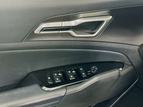 Used 2023 Kia Sportage EX image 15