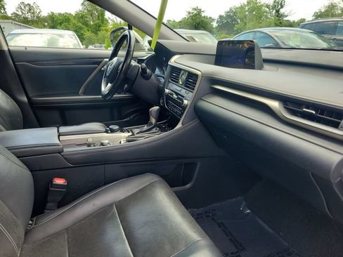Used 2018 Lexus RX 350L FWD w/ Accessory Package image 31