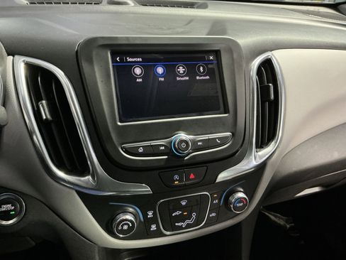 Used 2023 Chevrolet Equinox LS w/ Driver Confidence II Package FWD image 19