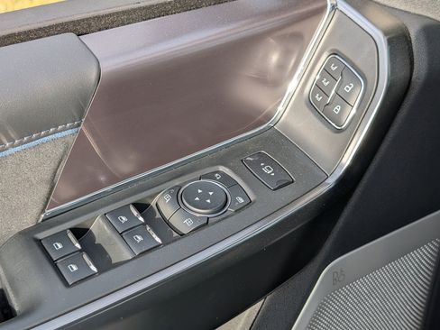 New 2026 Ford F250 Platinum image 23