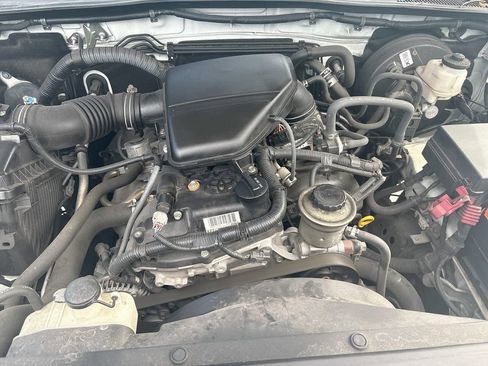 Used 2019 Toyota Tacoma SR w/ SR Convenience Package RWD image 29
