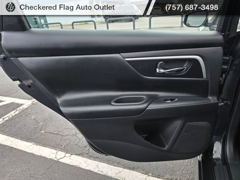 Used 2016 Nissan Altima 2.5 SL w/ 2.5 Technology w/LED Package image 41