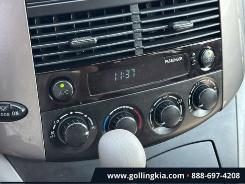Used 2009 Toyota Sienna CE FWD image 25