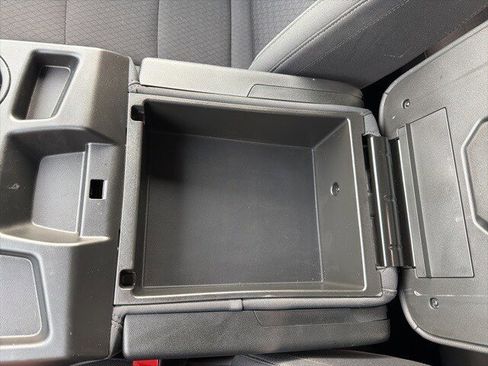 Used 2025 Chevrolet Silverado 1500 LT image 42