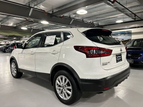 Used 2021 Nissan Rogue Sport S image 4