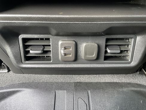 Used 2021 Chevrolet Silverado 1500 RST w/ Max Trailering Package AWD/4WD image 18