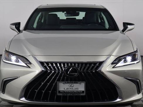 Certified 2025 Lexus ES 300h w/ Premium Package FWD image 2
