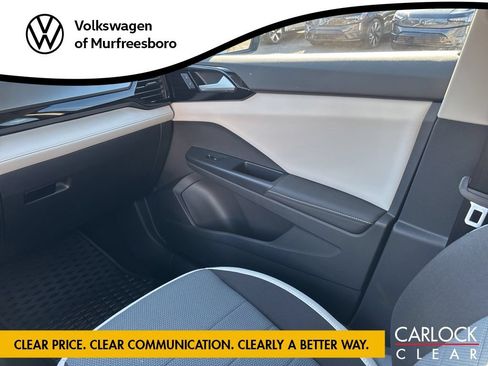 Certified 2025 Volkswagen Taos S FWD image 29