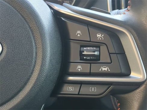 Used 2020 Subaru Crosstrek 2.0i Limited w/ Moonroof Package w/Navigation image 25