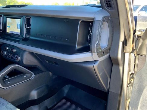 Used 2022 Ford Bronco Big Bend image 16
