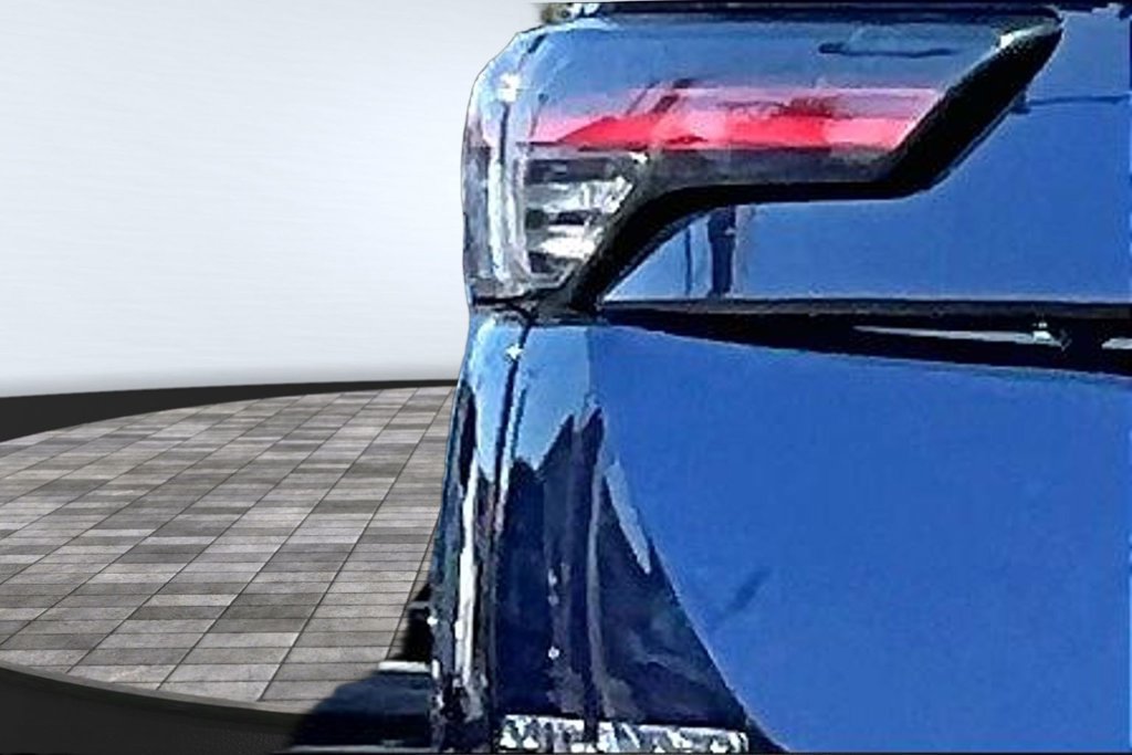 Used 2025 Mitsubishi Outlander SE AWD/4WD image 13