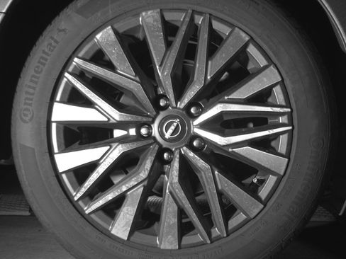 Used 2025 Nissan Altima 2.5 SV FWD image 15