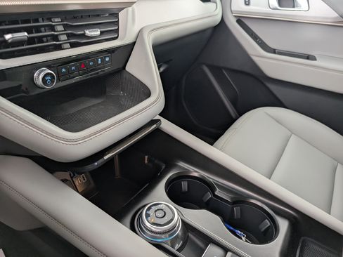 New 2025 Ford Explorer Active w/ Active Comfort Package image 15