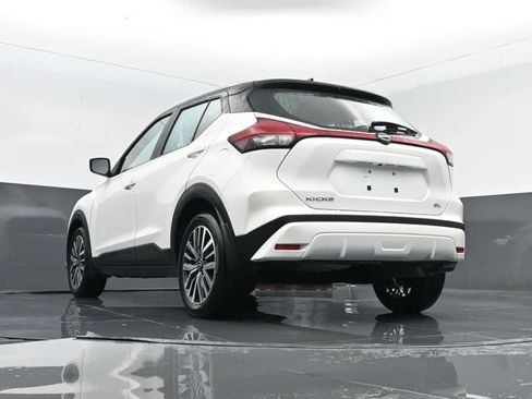 Used 2023 Nissan Kicks SV FWD image 22