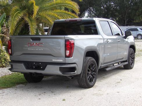 Used 2025 GMC Sierra 1500 Elevation image 8
