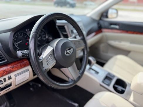 Used 2011 Subaru Outback 3.6R Limited w/ PWR Moonroof Pkg image 25