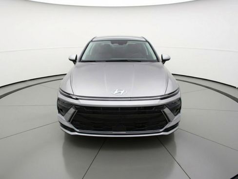 Used 2025 Hyundai Sonata SEL image 2