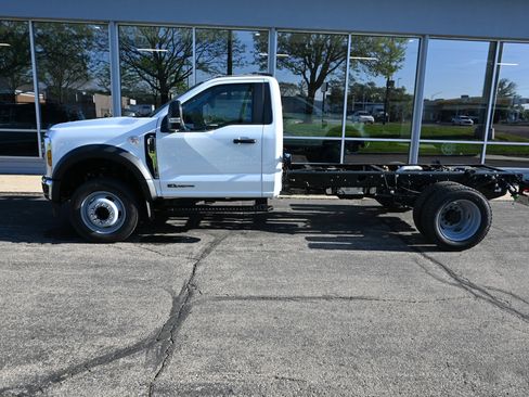 New 2026 Ford F550 2WD Regular Cab Super Duty image 2