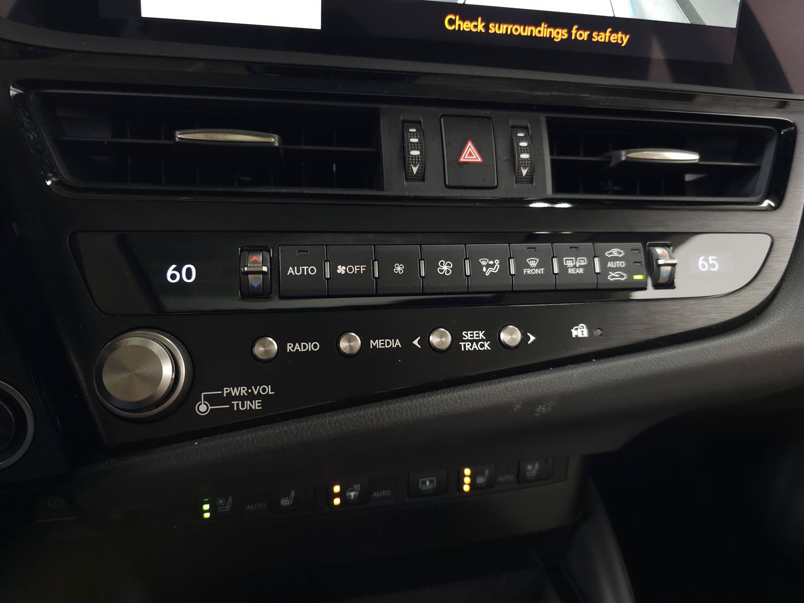 Used 2023 Lexus ES 350 Ultra Luxury w/ Accessory Package (Z2) FWD image 29