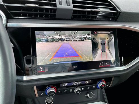 Used 2022 Audi Q3 2.0T Premium Plus image 25